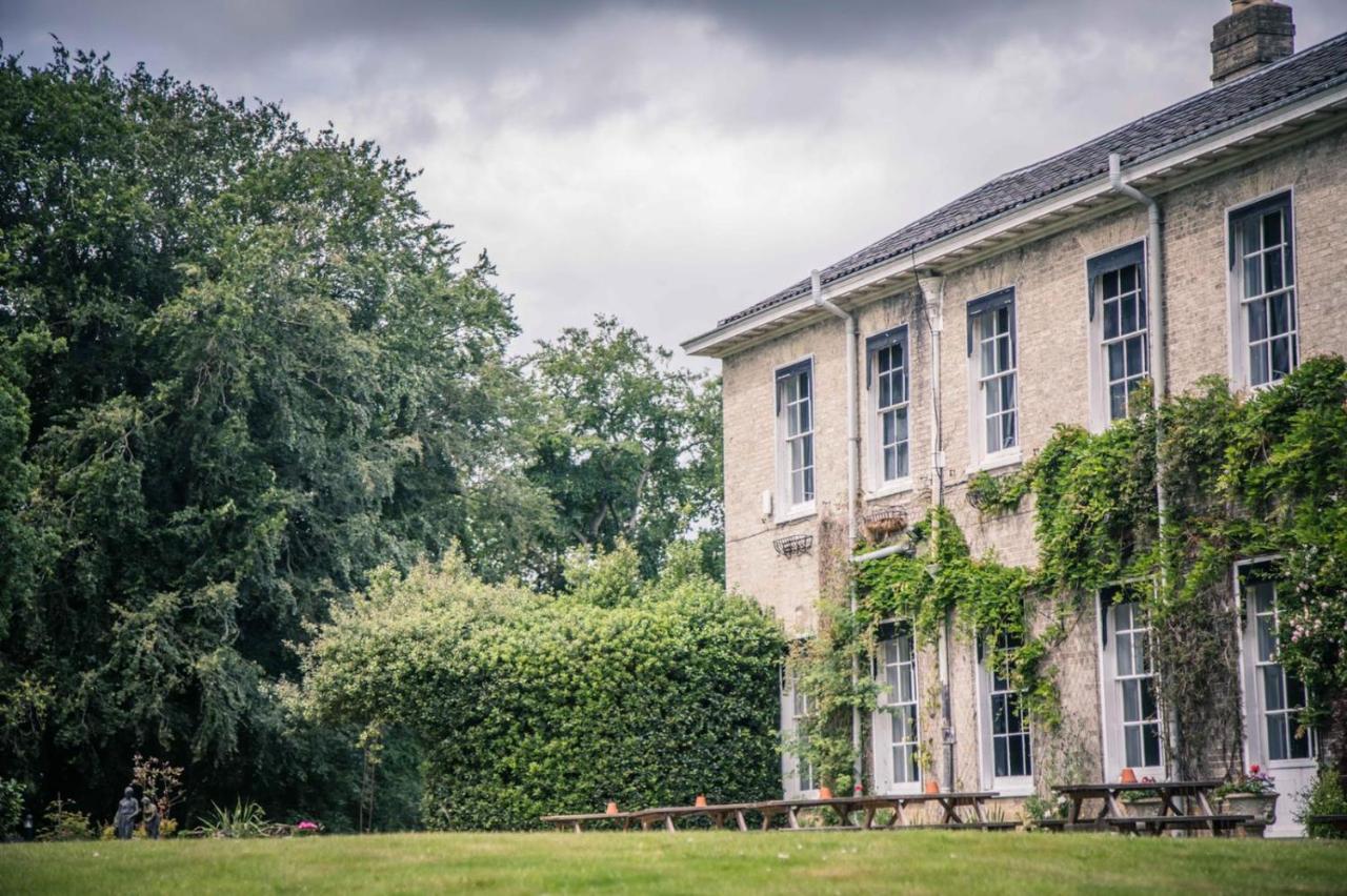 Caistor Hall Arminghall Екстер'єр фото